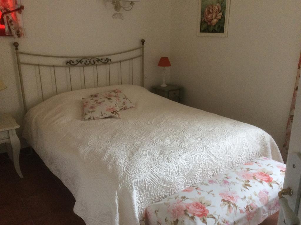 La Villa Rosalie Ventabren Bagian luar foto