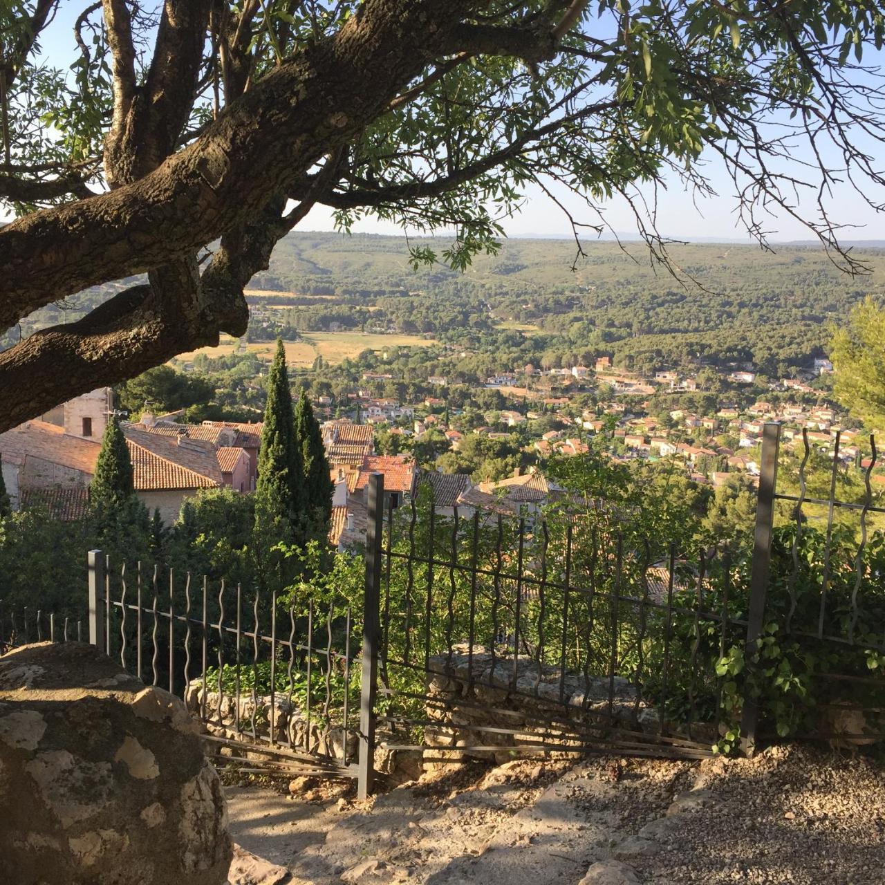 La Villa Rosalie Ventabren Bagian luar foto